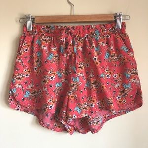 3/$30💚UK2LA pink floral shorty shorts bottoms size small womens